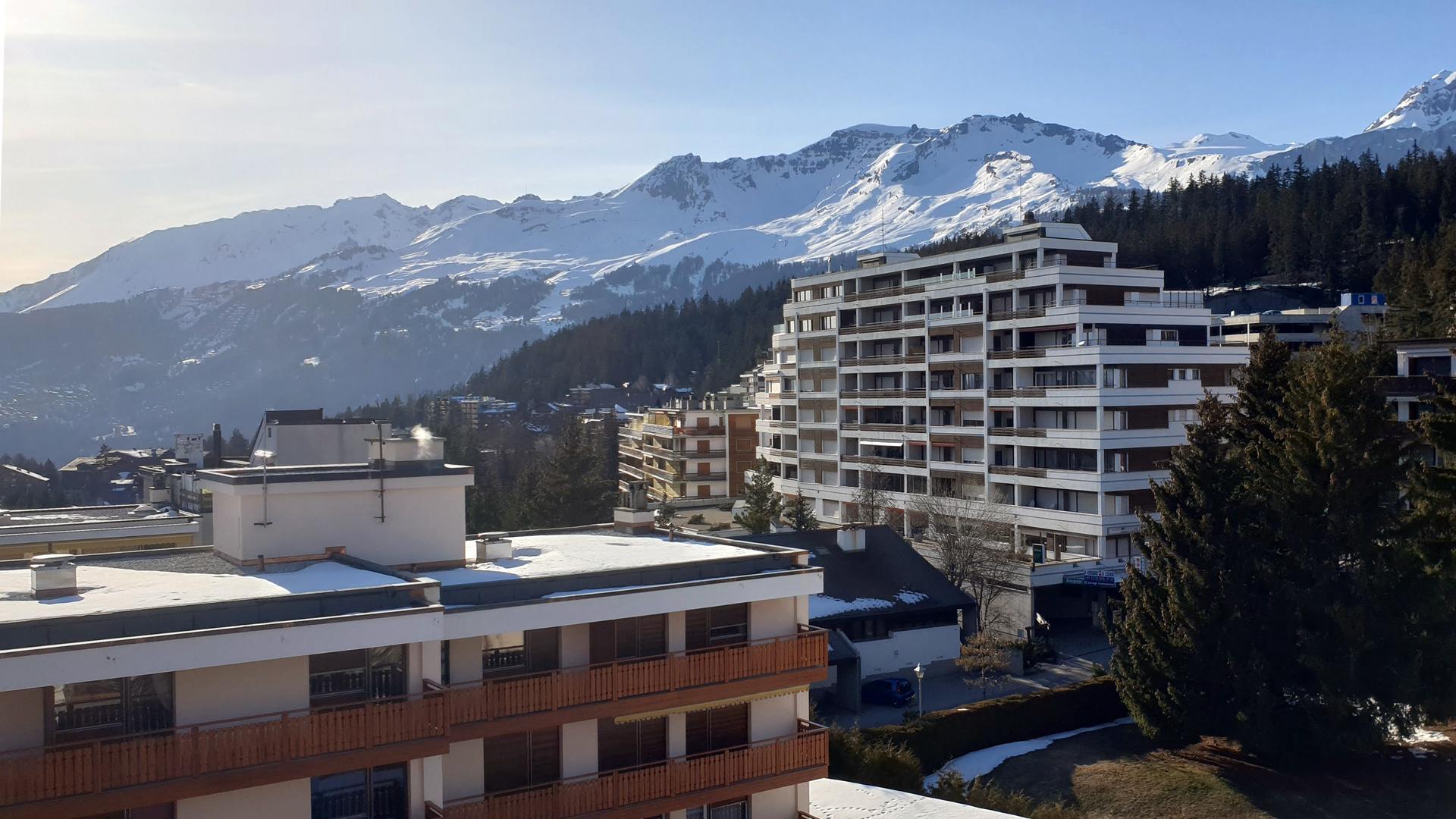 A vendre 3963 Crans-Montana Attique pi&egrave;ce(s) 4.5