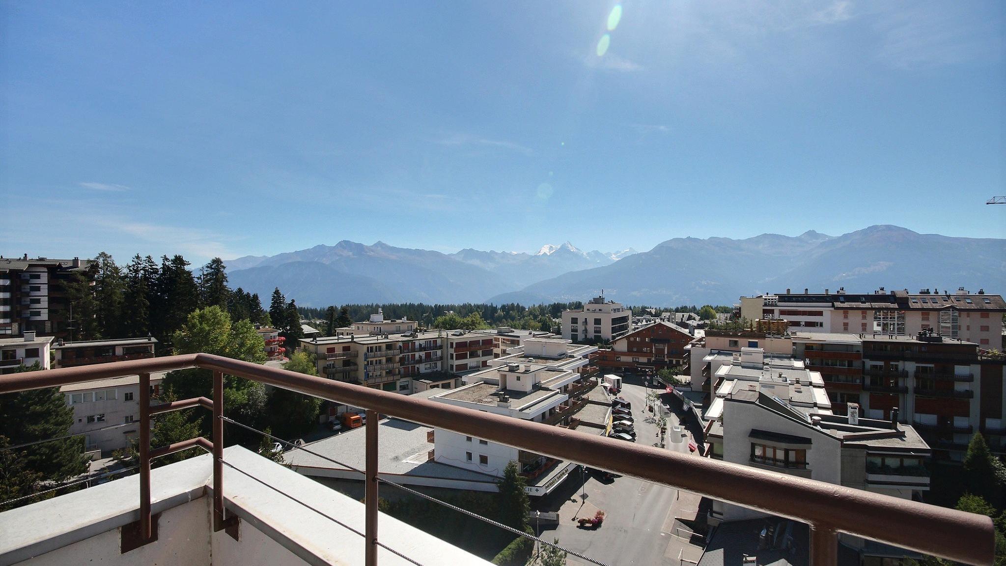 A vendre 3963 Crans-Montana Attique pi&egrave;ce(s) 4.5