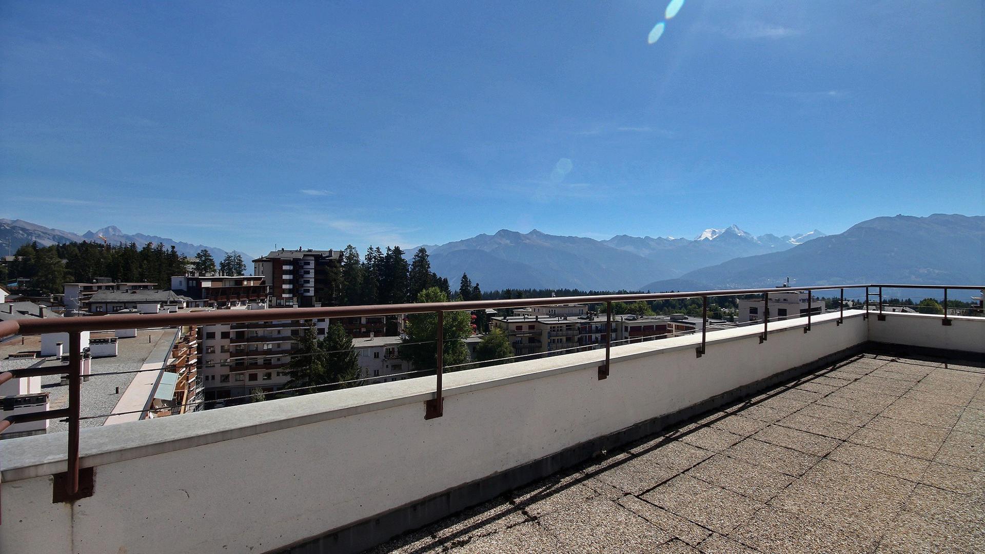 A vendre 3963 Crans-Montana Attique pi&egrave;ce(s) 4.5
