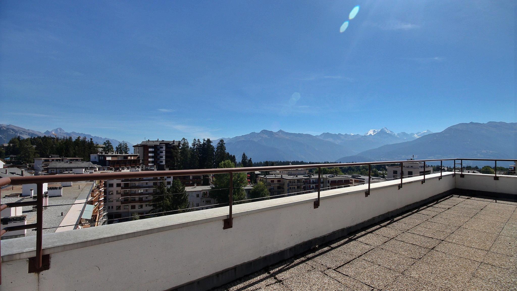 A vendre 3963 Crans-Montana Attique pi&egrave;ce(s) 4.5