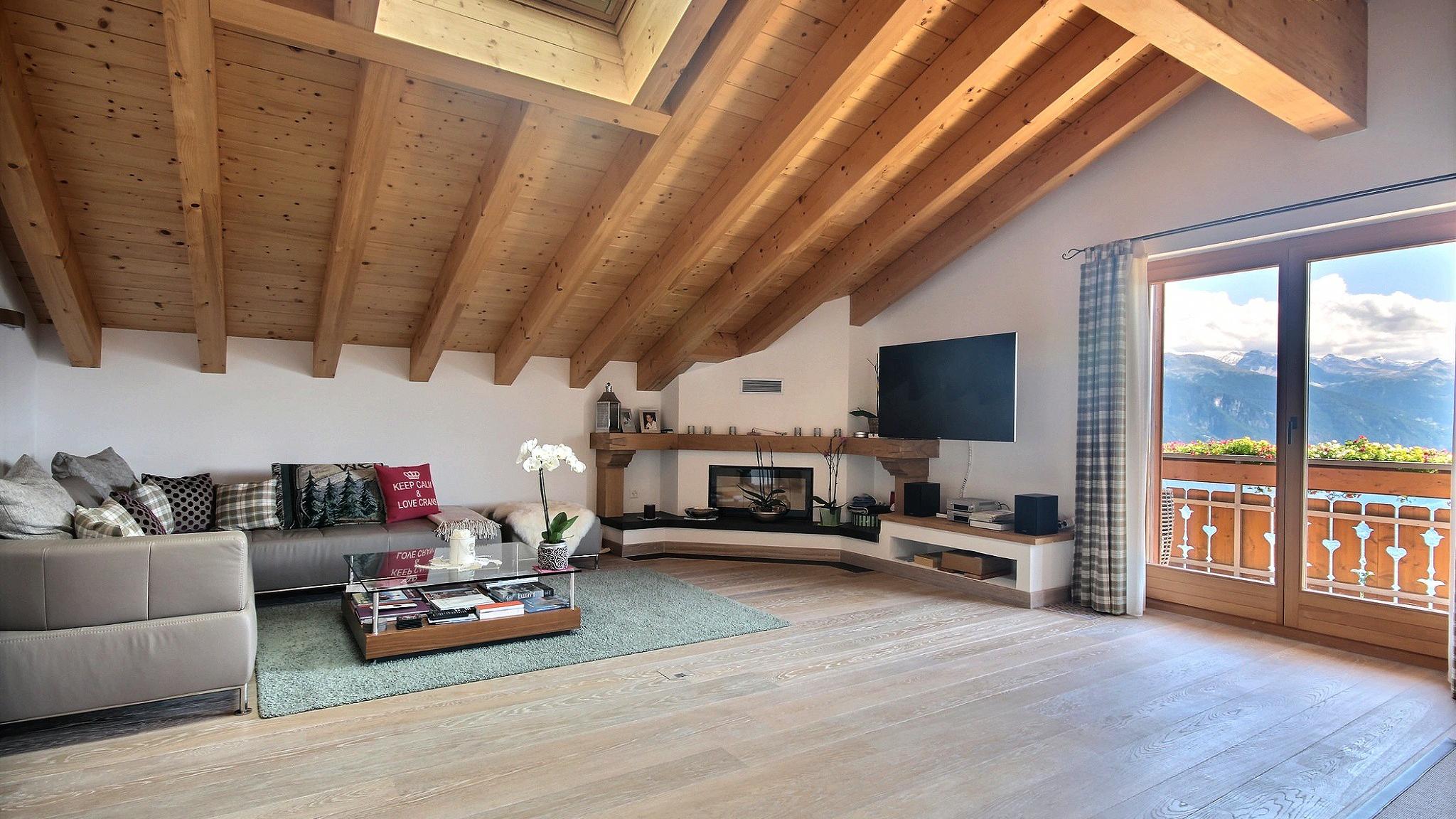 A vendre 3963 Crans-Montana Attique pièce(s) 5.5