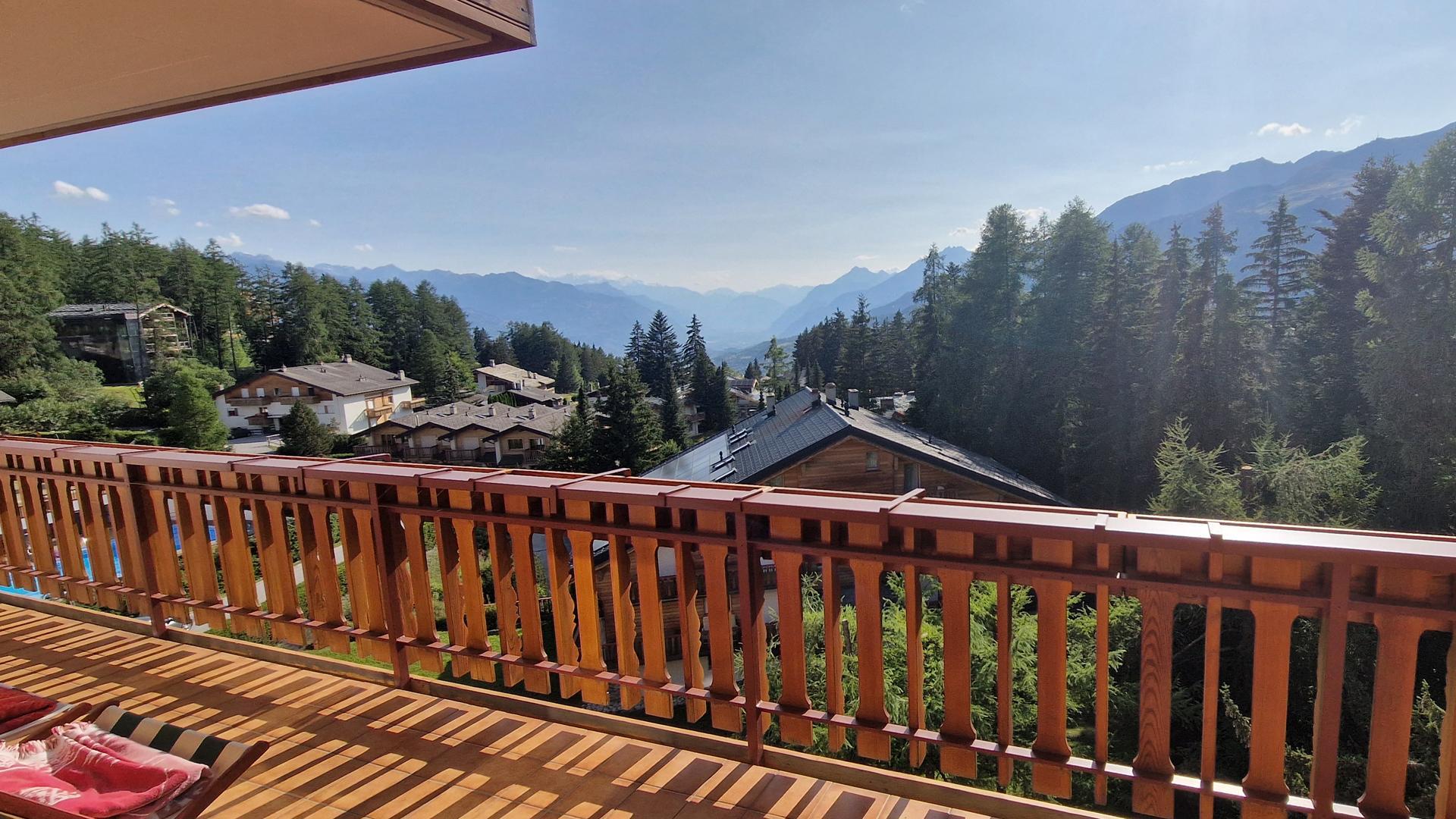 A vendre 3963 Crans-Montana Attique pi&egrave;ce(s) 5.5