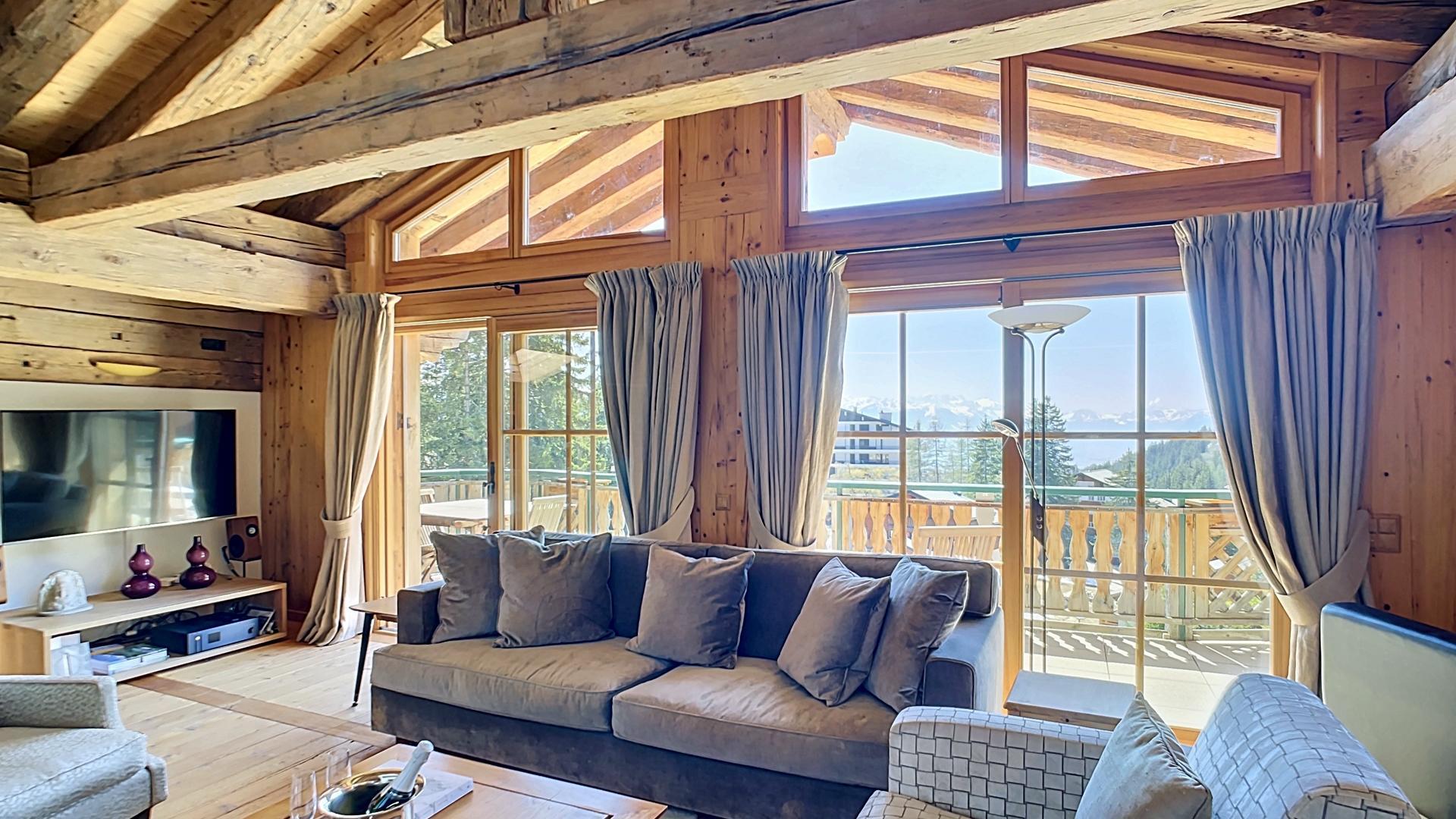 A vendre 3963 Crans-Montana Attique pi&egrave;ce(s) 5.5