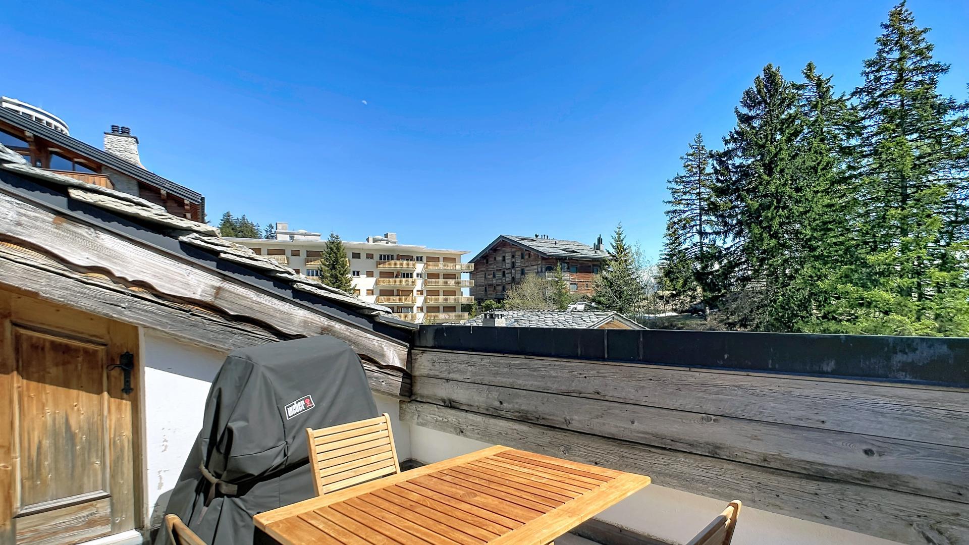 A vendre 3963 Crans-Montana Attique pi&egrave;ce(s) 5.5