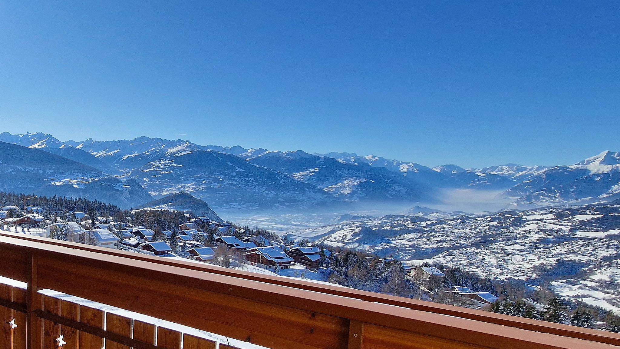 A vendre 3963 Crans-Montana Attique pièce(s) 5.5