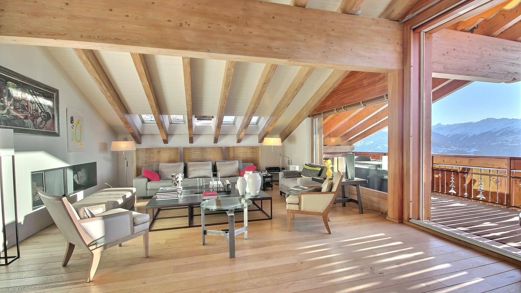 A vendre 3963 Crans-Montana Attique pièce(s) 5.5