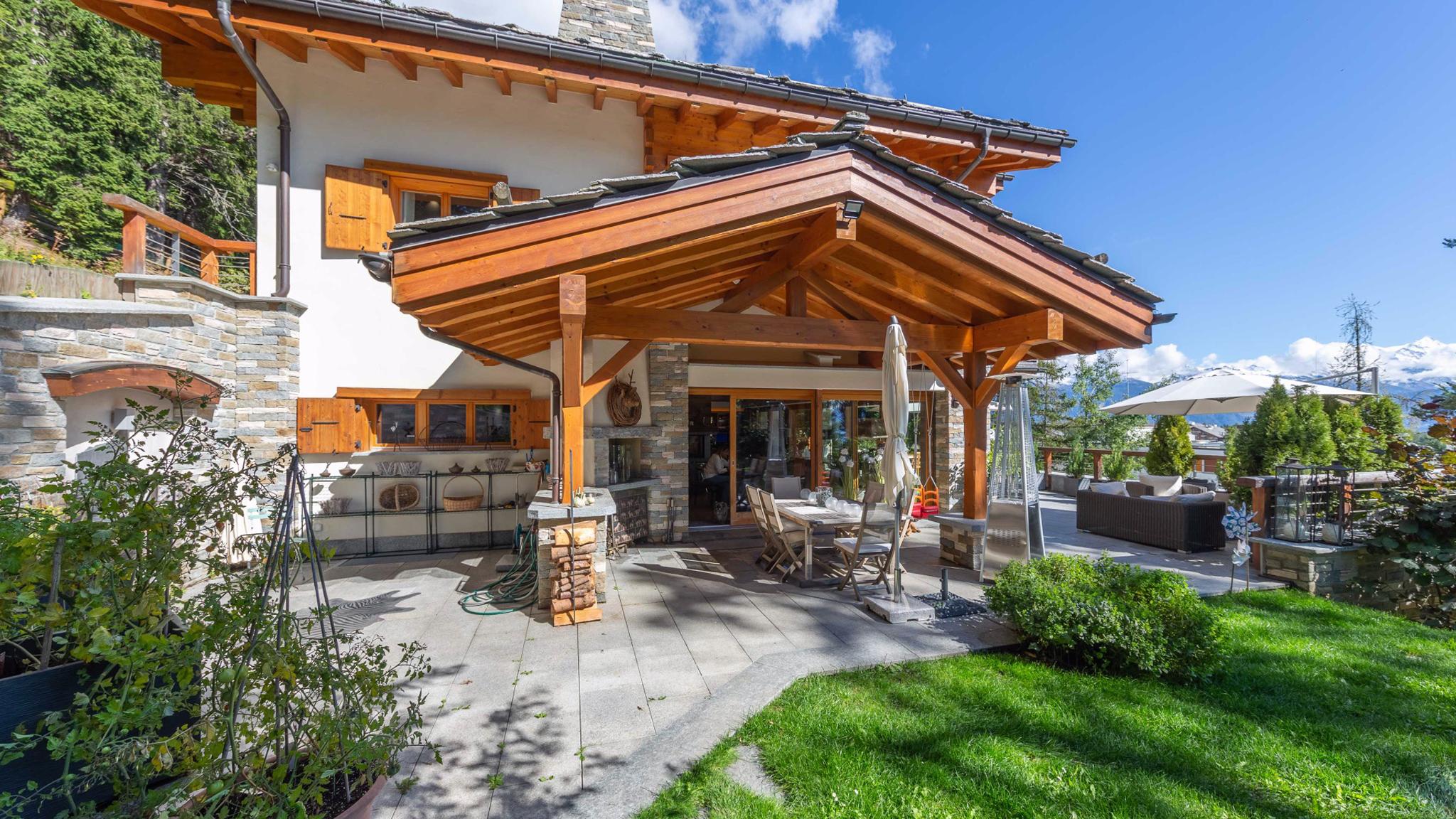 A vendre 3963 Crans-Montana Chalet pièce(s) 10