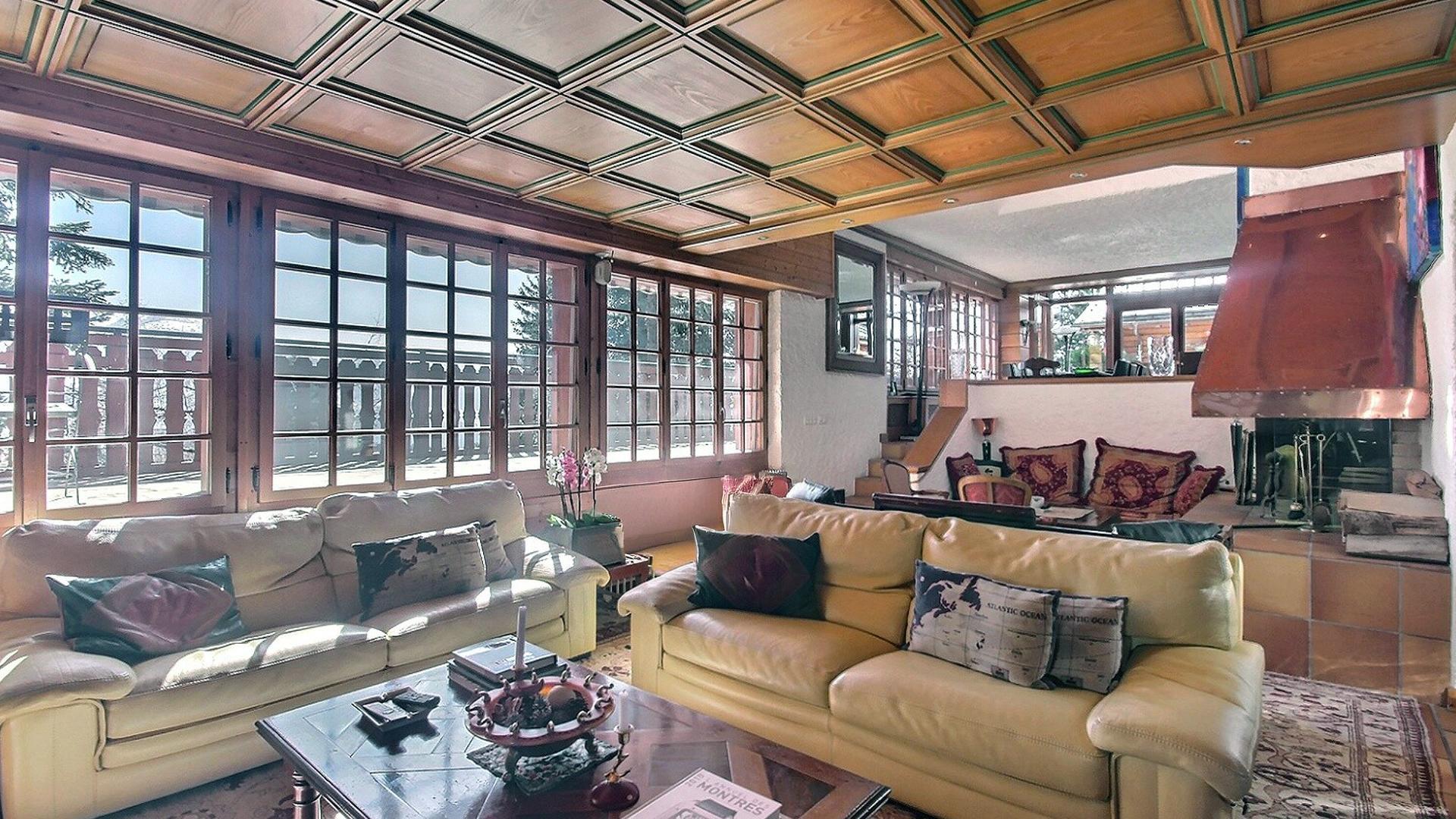 A vendre 3963 Crans-Montana Chalet pi&egrave;ce(s) 8.5