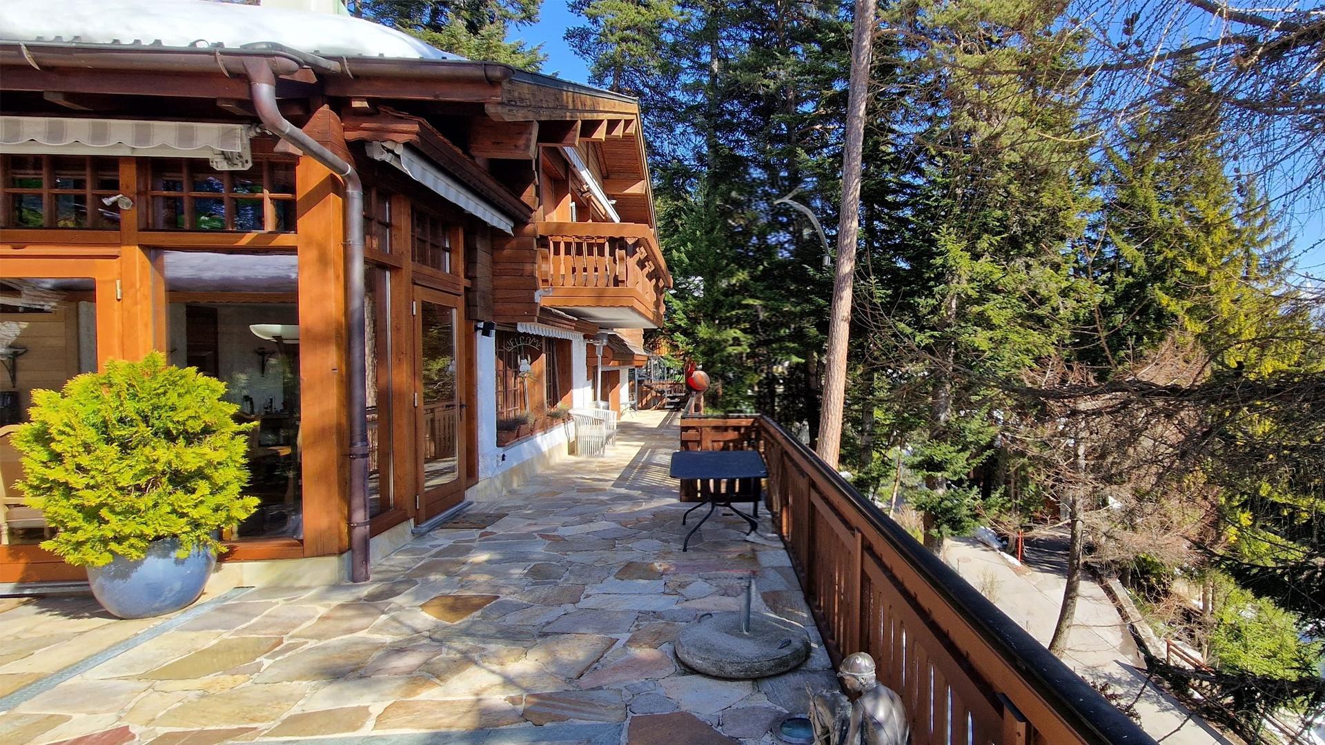 A vendre 3963 Crans-Montana Chalet pi&egrave;ce(s) 8.5