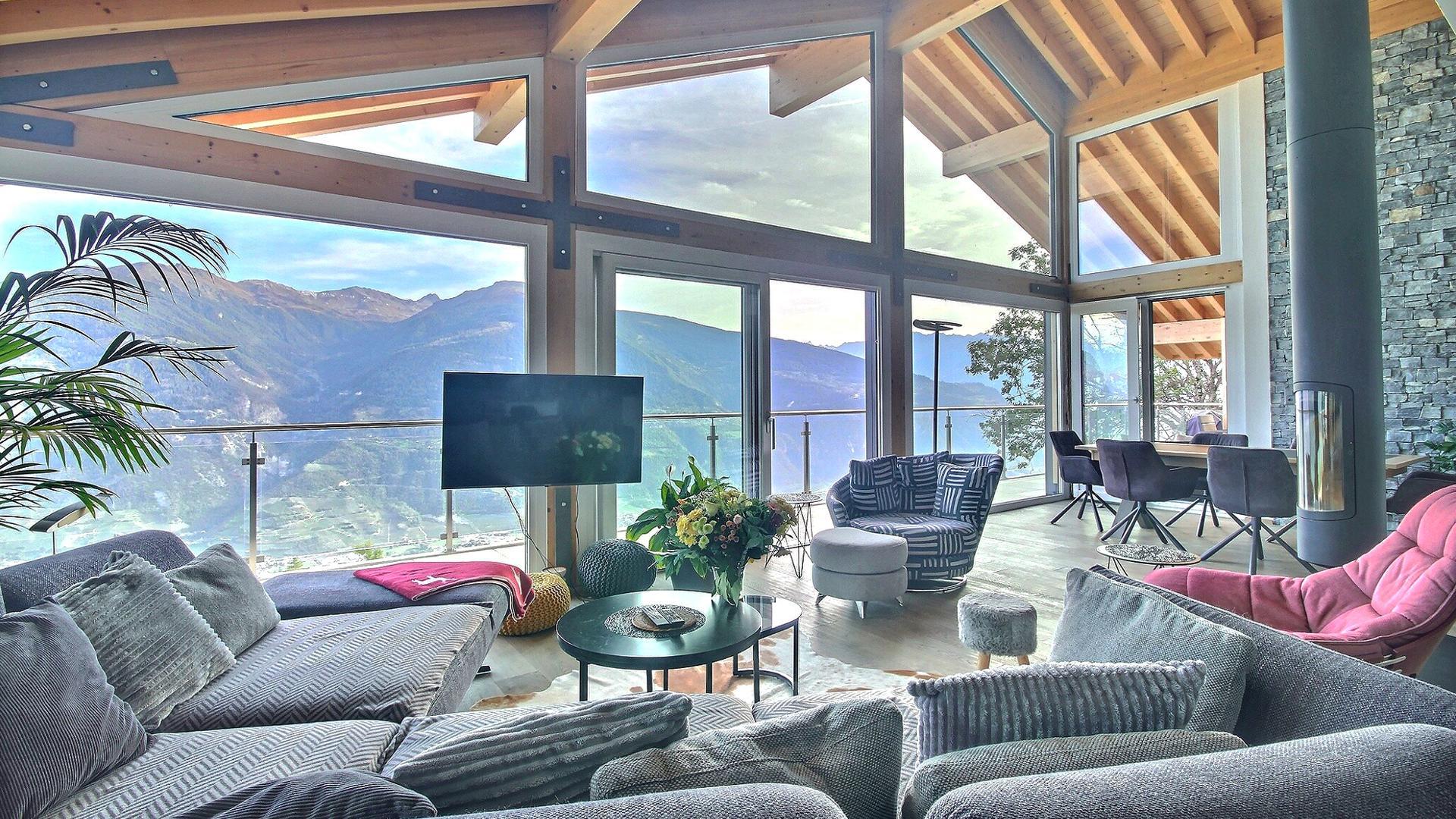 A vendre 3971 Crans-Montana Maison pi&egrave;ce(s) 5.5