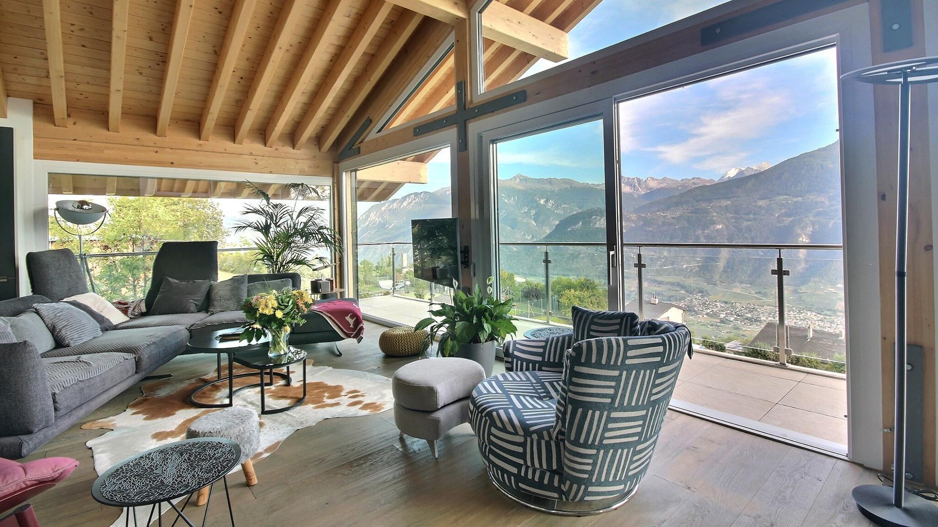 A vendre 3971 Crans-Montana Maison pi&egrave;ce(s) 5.5