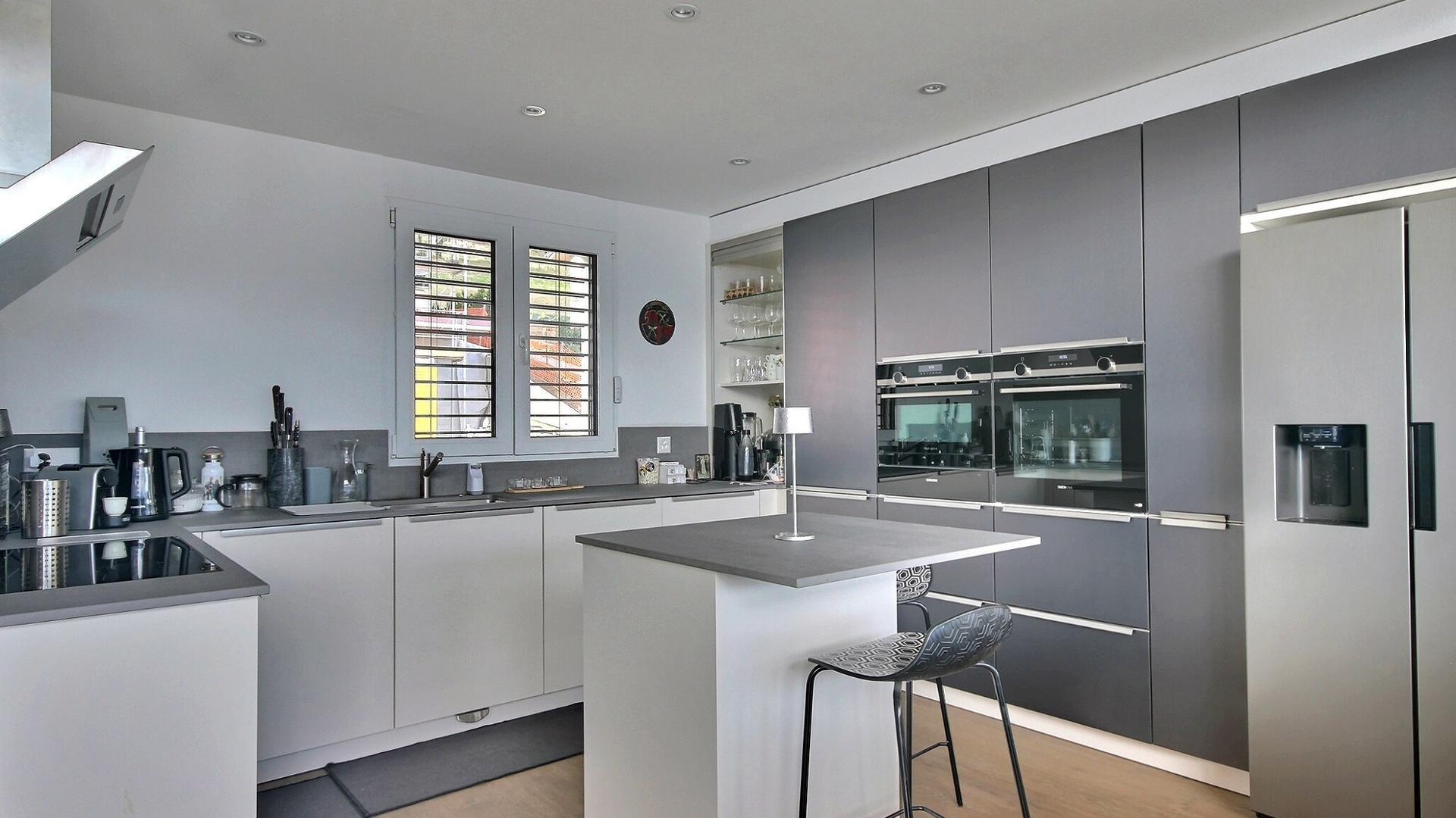 A vendre 3971 Crans-Montana Maison pi&egrave;ce(s) 5.5
