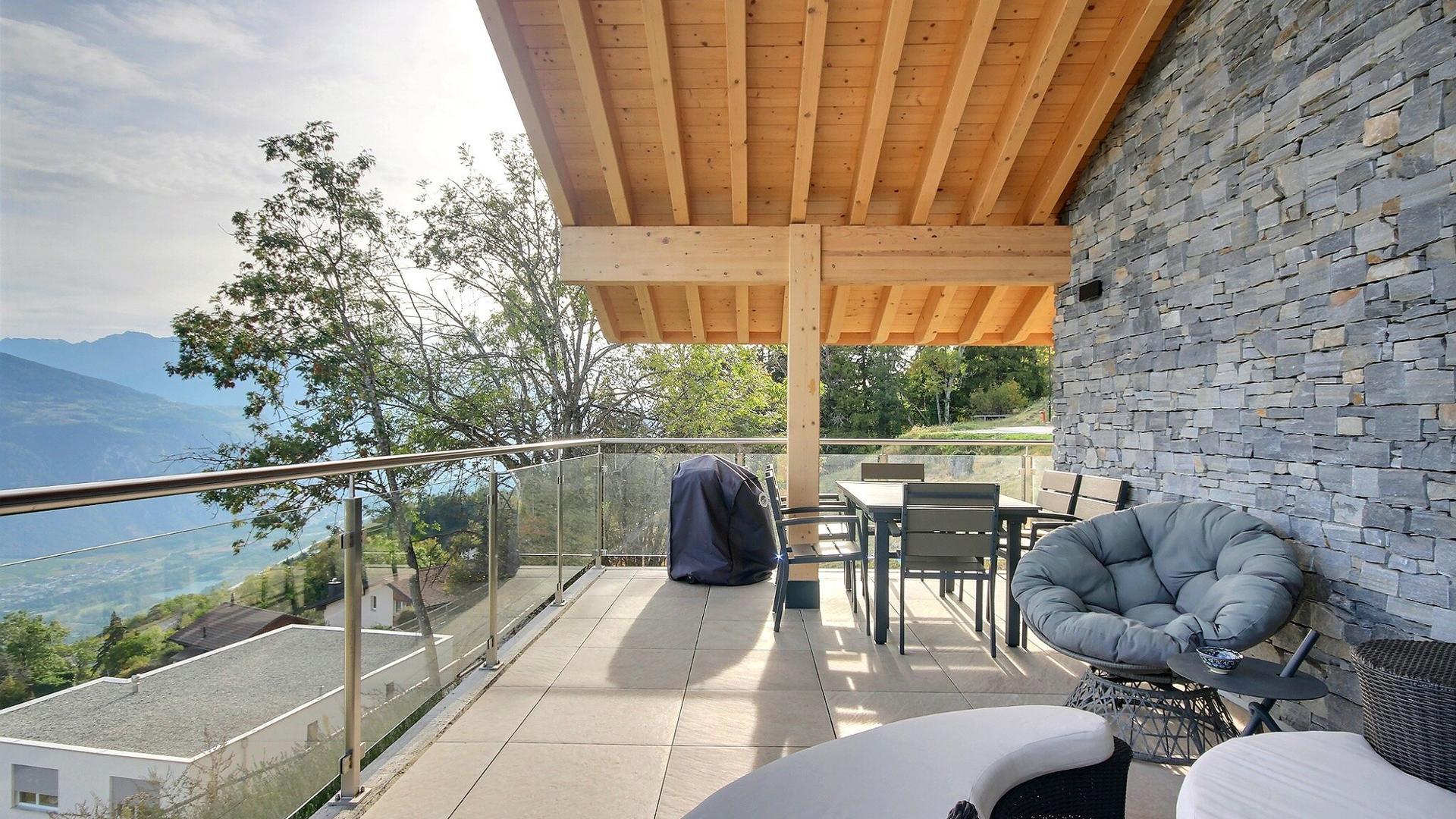 A vendre 3971 Crans-Montana Maison pi&egrave;ce(s) 5.5